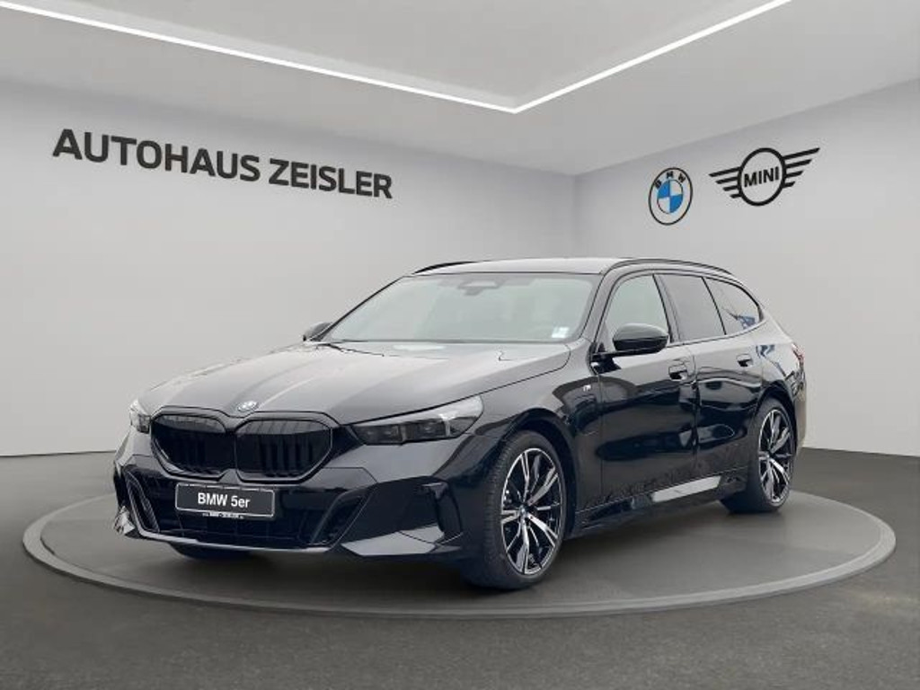 BMW 5 Serie 530 M-Sport xDrive Touring 530e