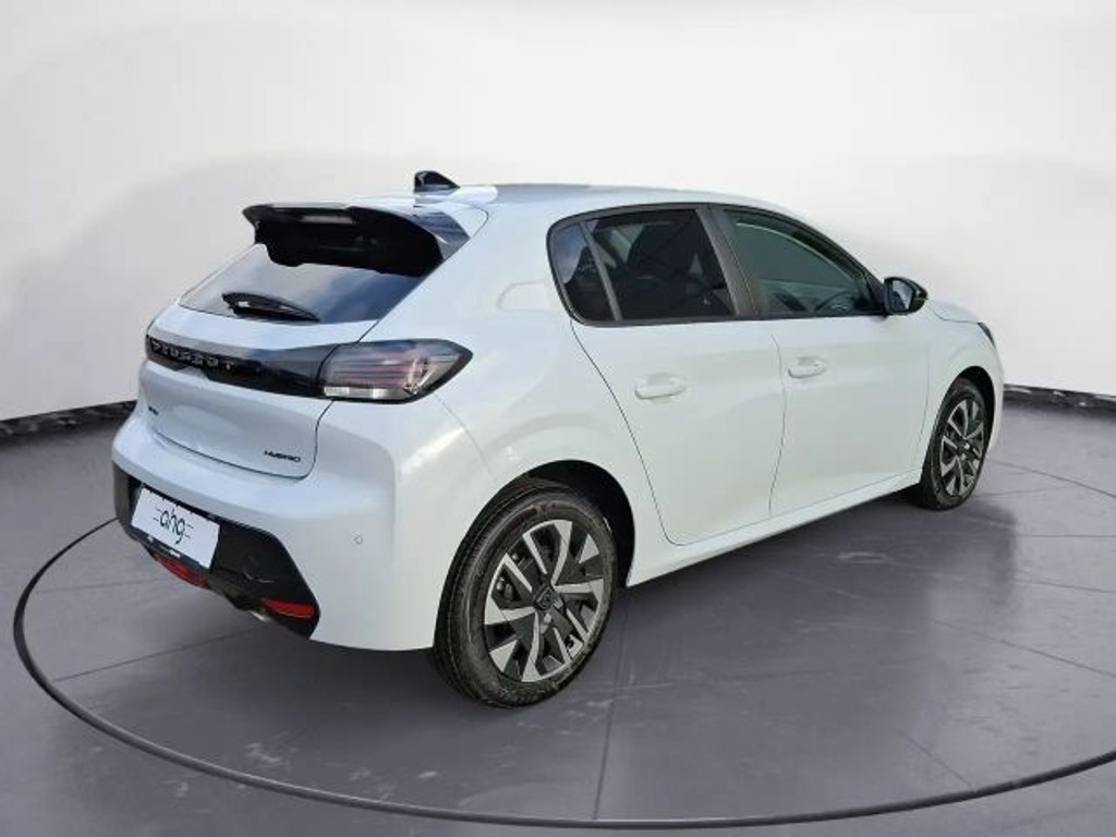 Peugeot e-208