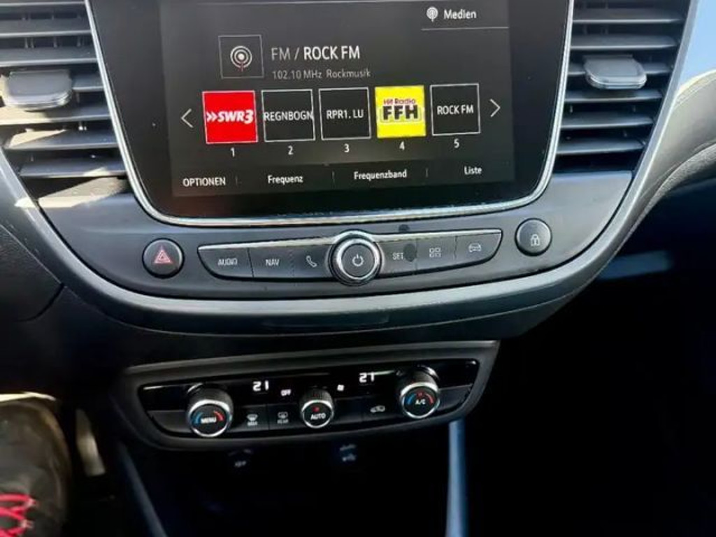 Opel Crossland X