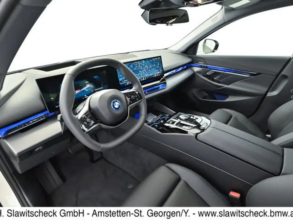 BMW i5