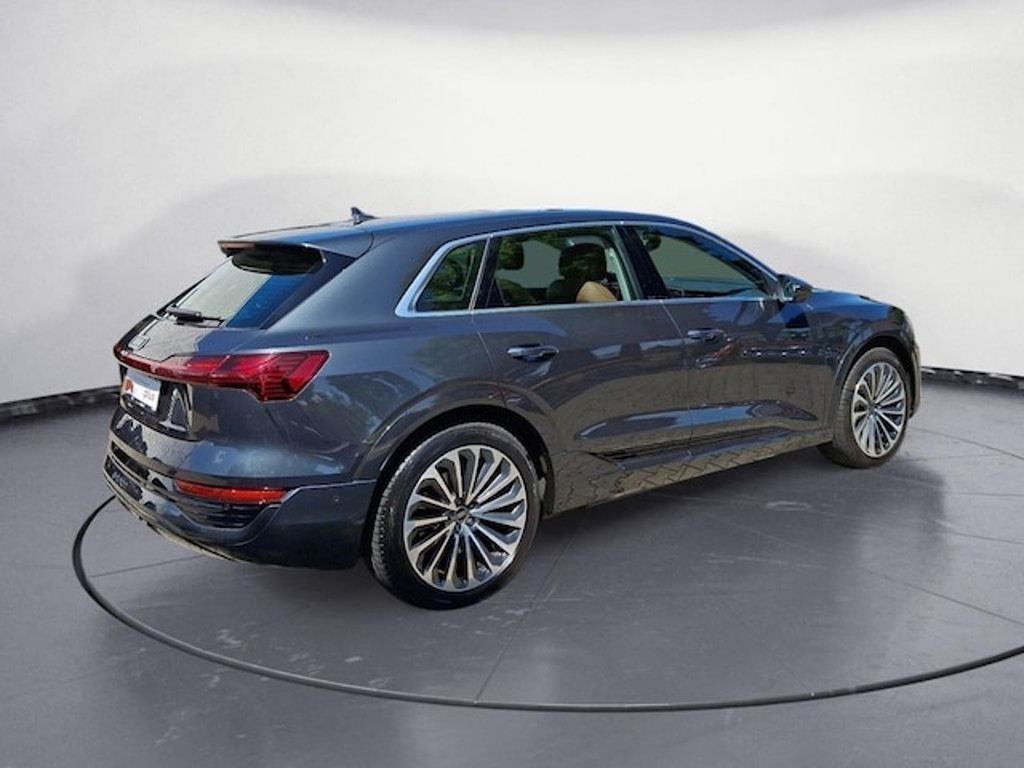 Audi Q8 e-tron