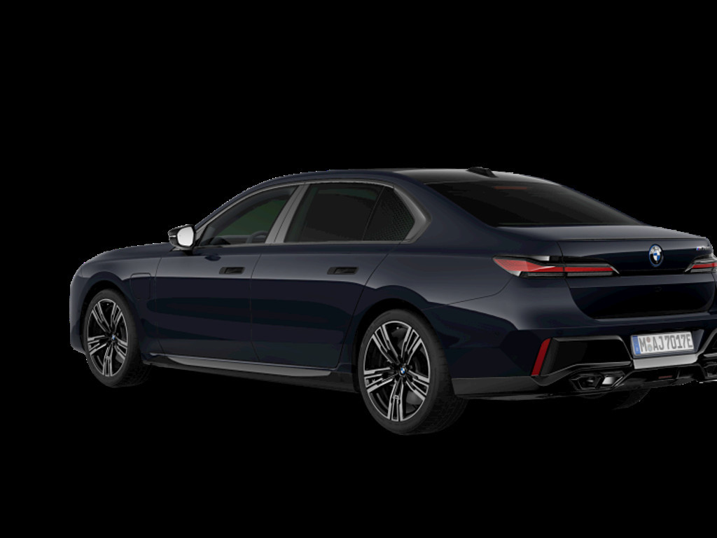 BMW M760