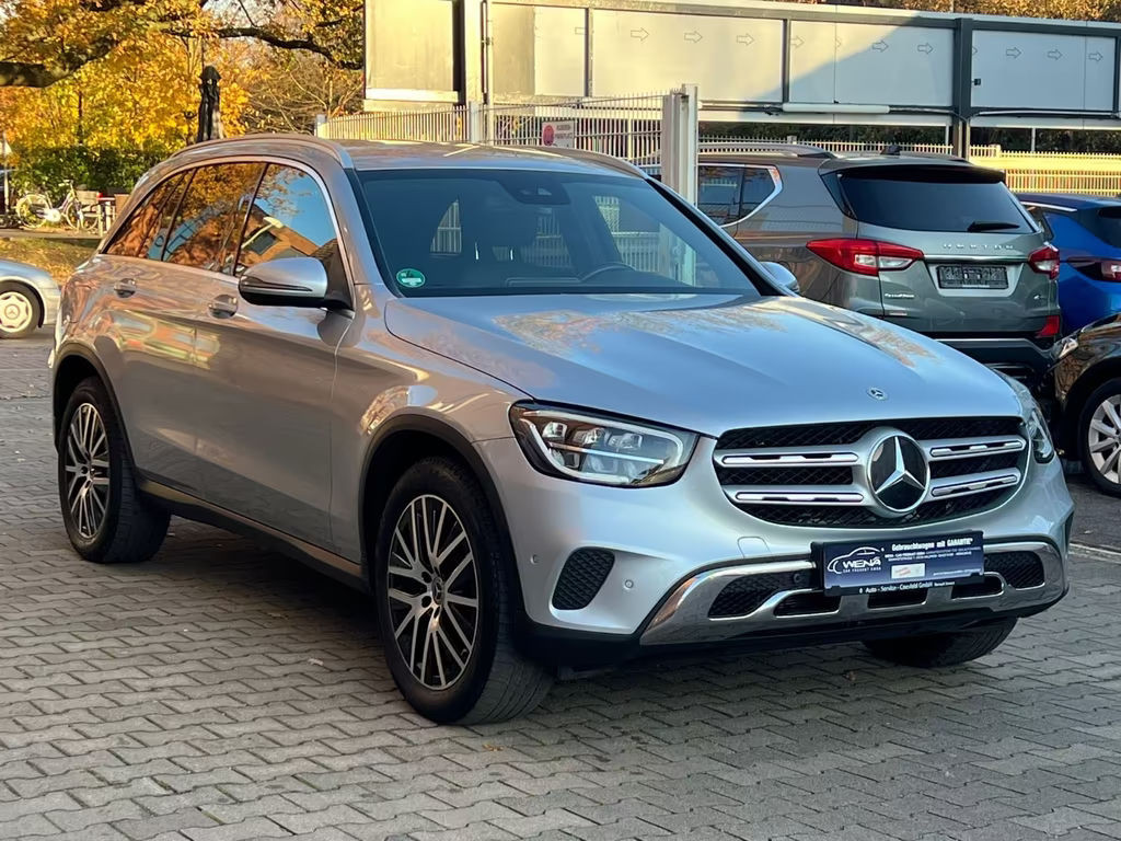 Mercedes-Benz GLC-Klasse GLC 200 AMG Line