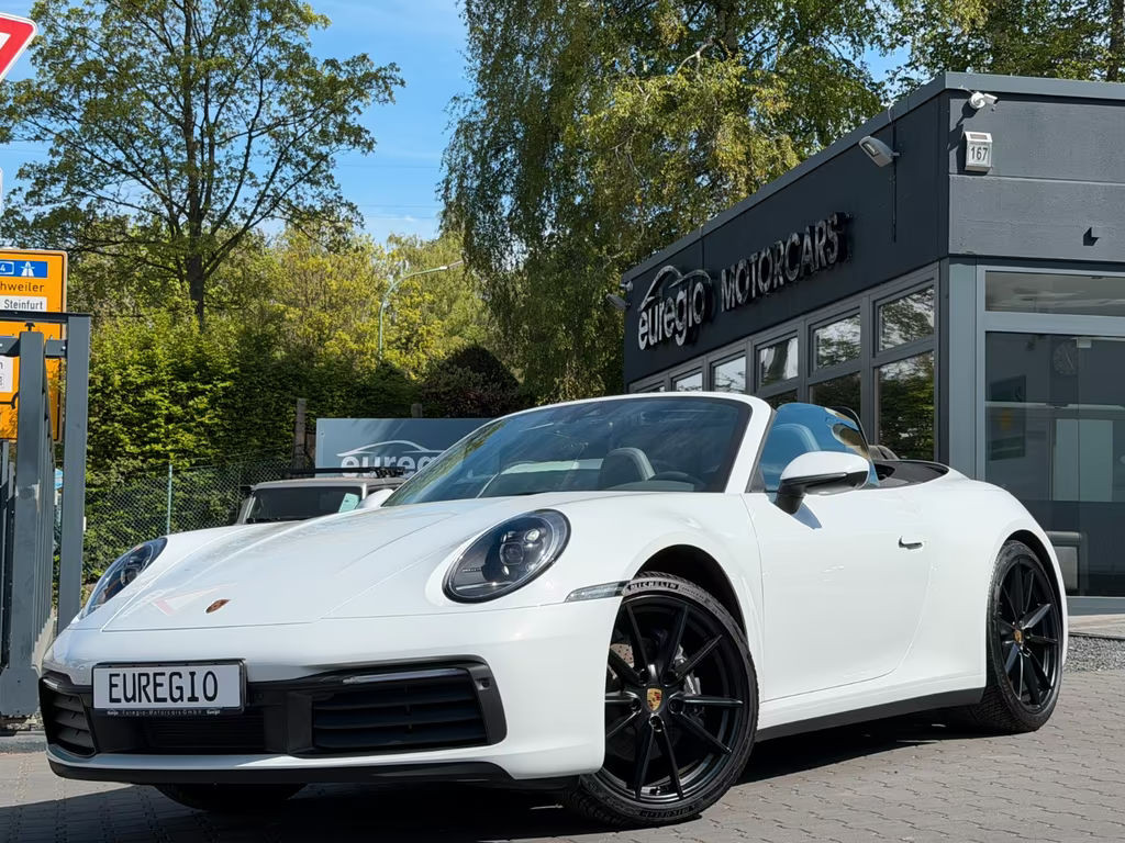 Porsche 911 Carrera Cabriolet