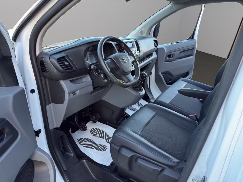 Toyota Proace (Verso)