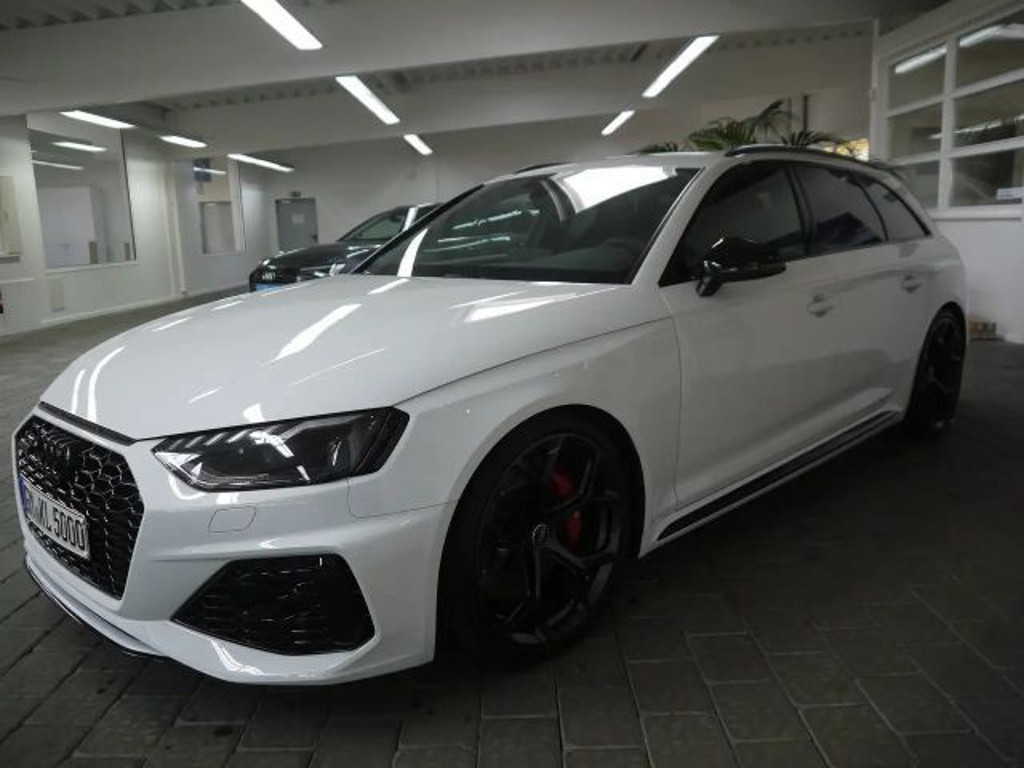 Audi RS4
