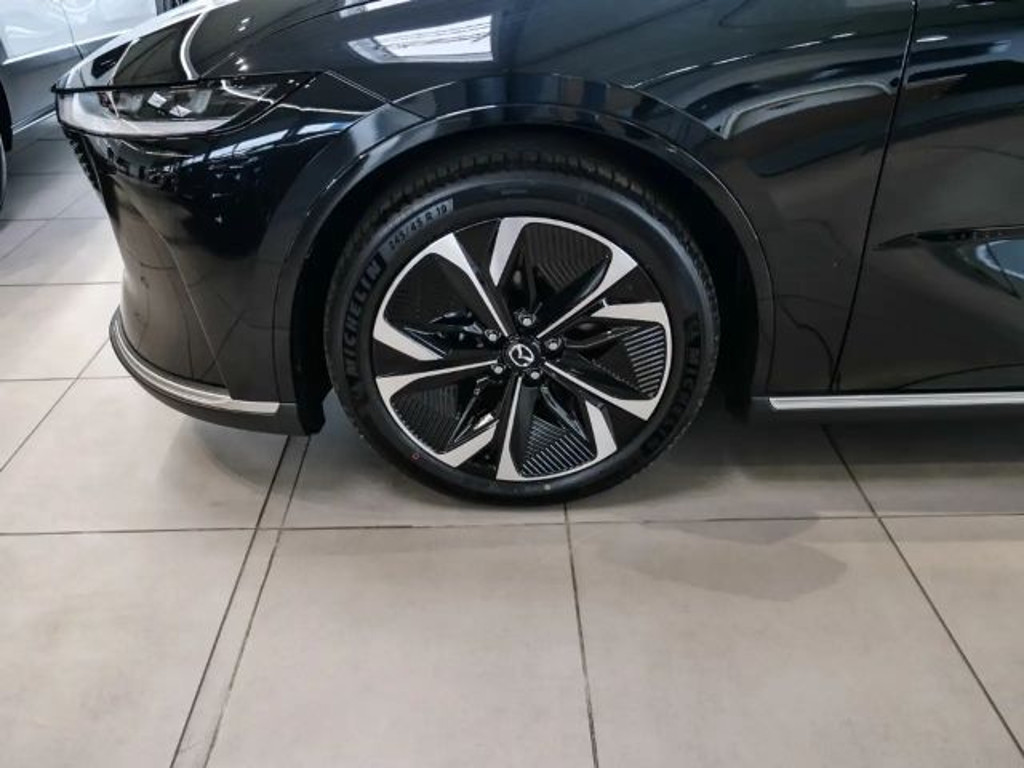 Mazda 6e