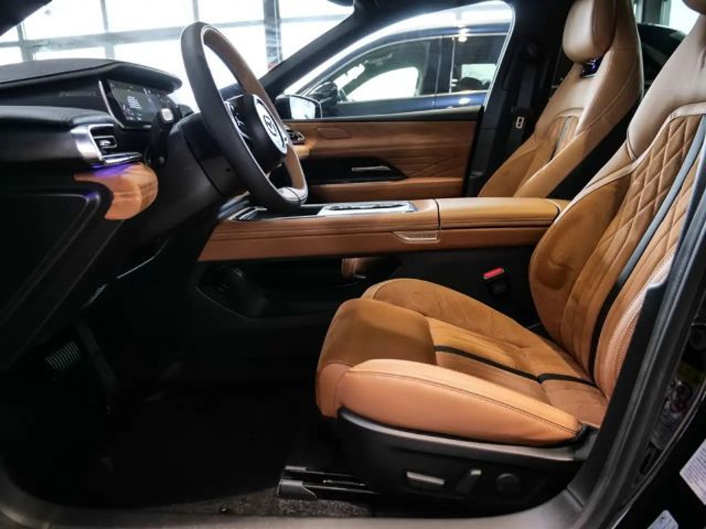 Mazda 6e