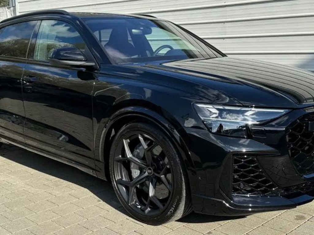 Audi RS Q8 Quattro Performance