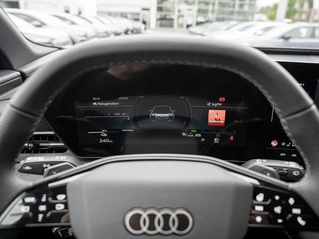 Audi SQ6 e-tron