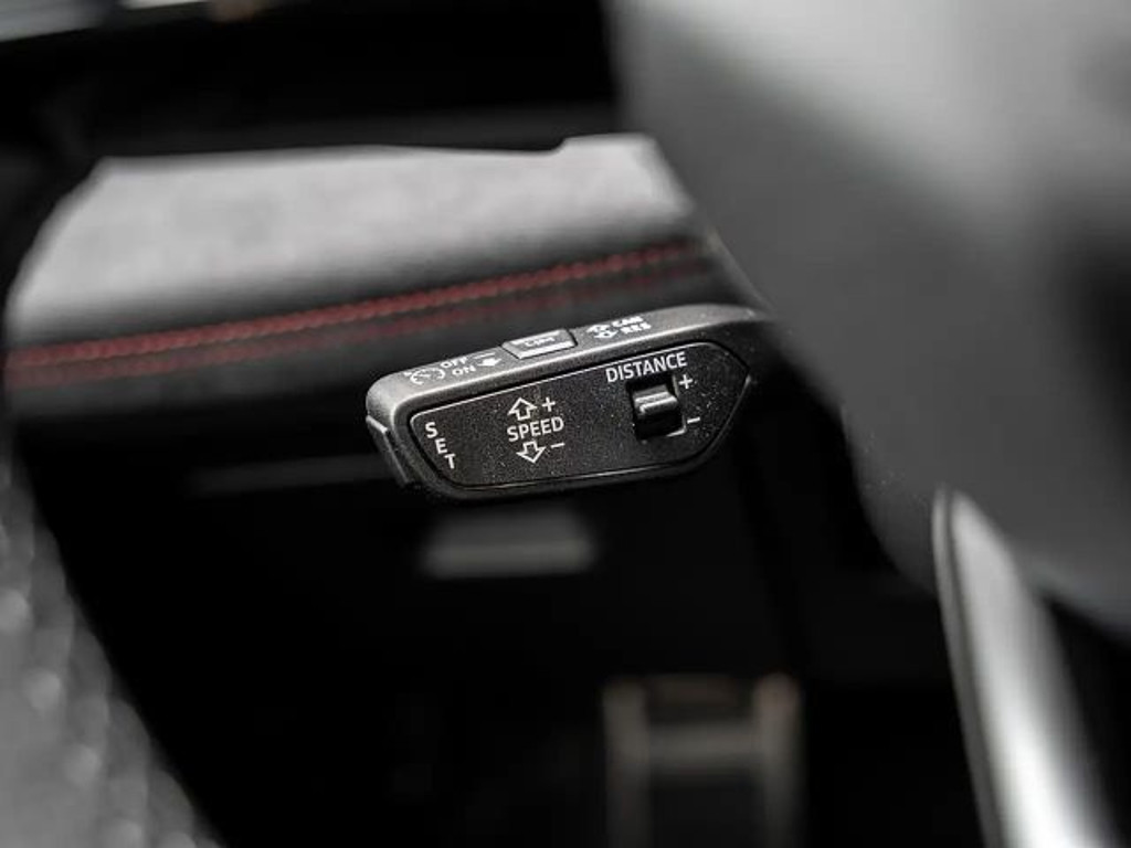 Audi SQ6 e-tron