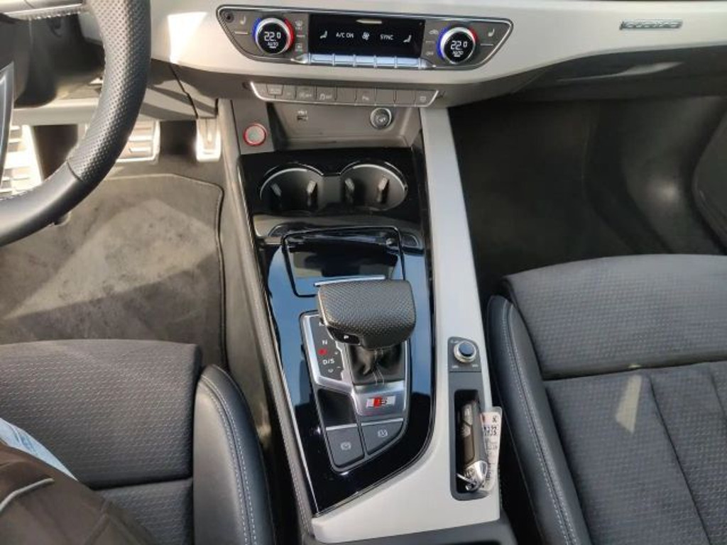 Audi S4