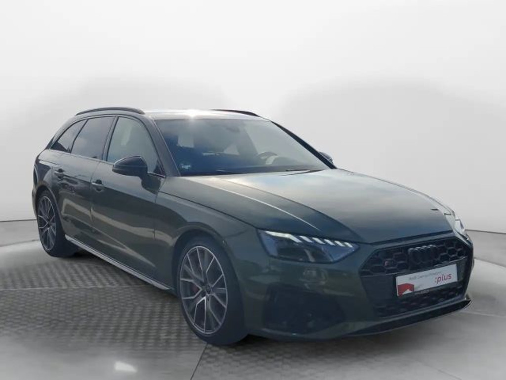 Audi S4