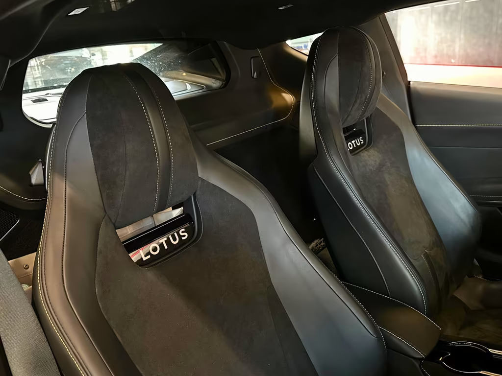 Lotus Emira