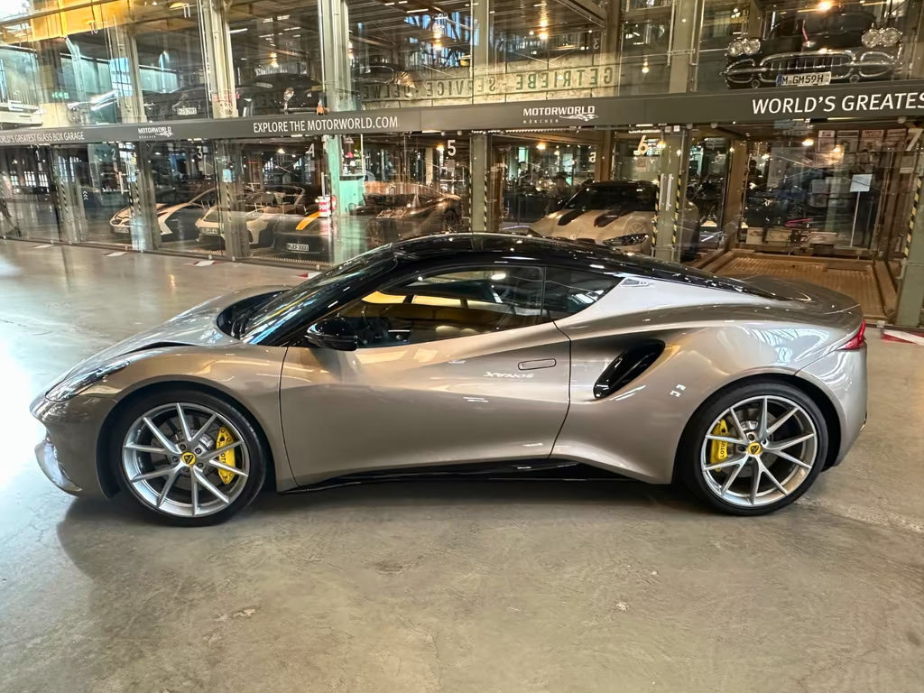 Lotus Emira