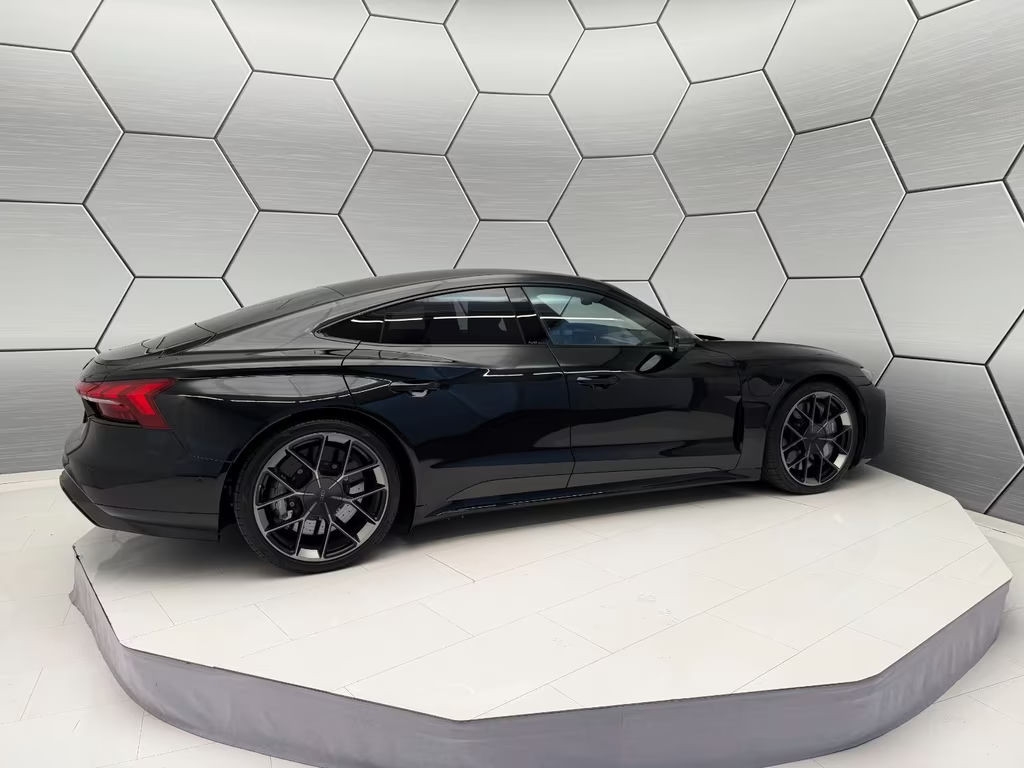 Audi RS e-tron GT