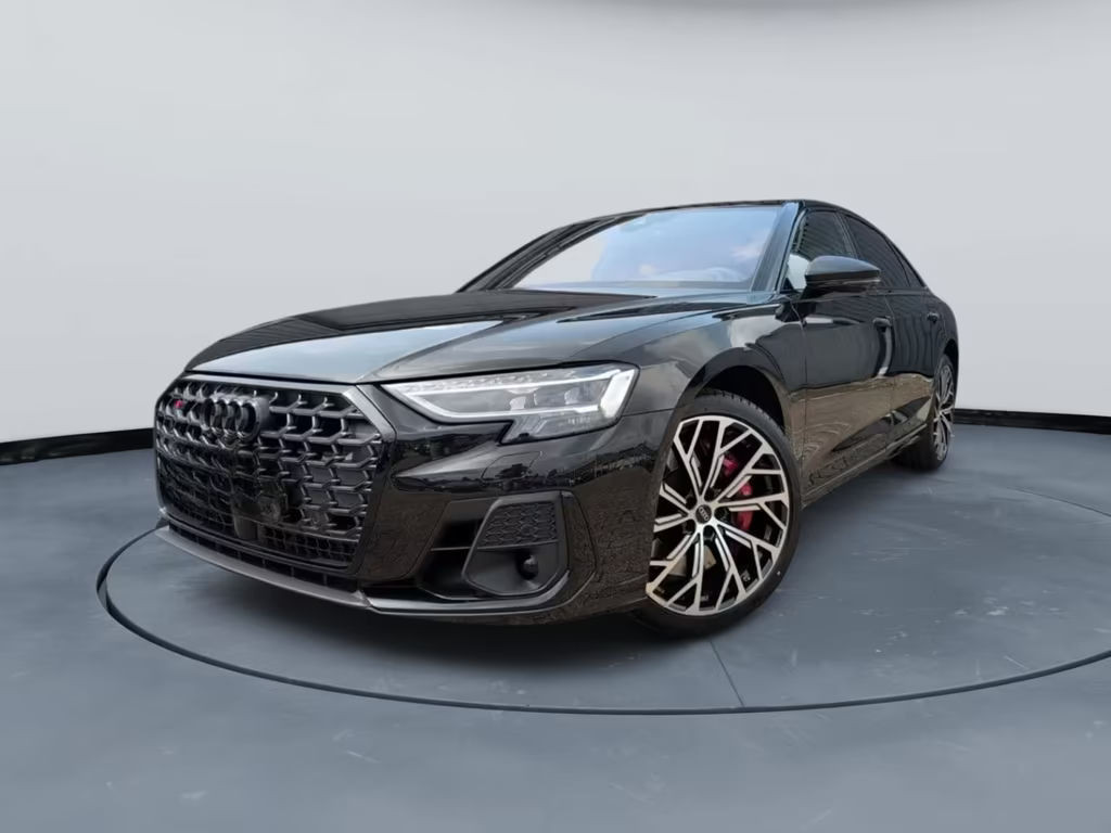 Audi S8