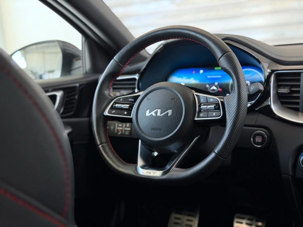 Kia ProCeed