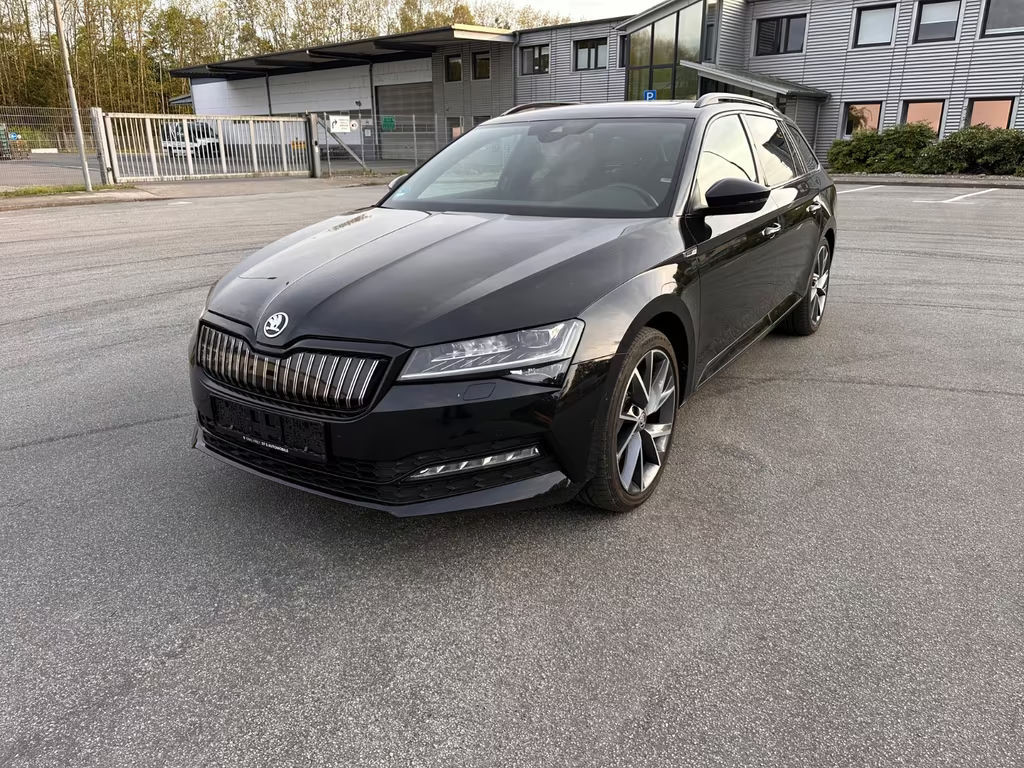 Skoda Superb Combi Sportline iV