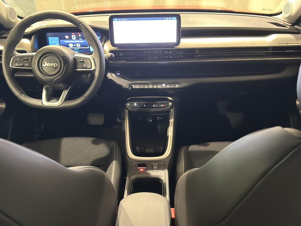 Jeep Avenger Altitude Full-Electric