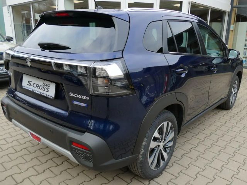 Suzuki S-Cross