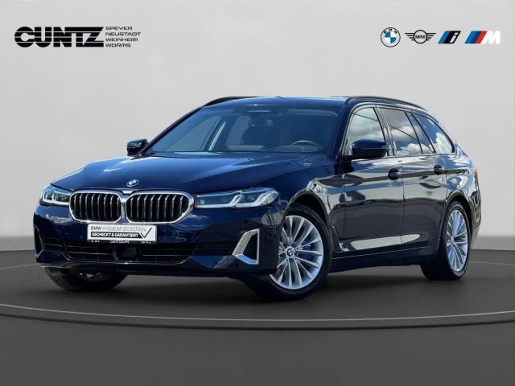 BMW 5 Serie 540 Luxury Line xDrive Touring 540i
