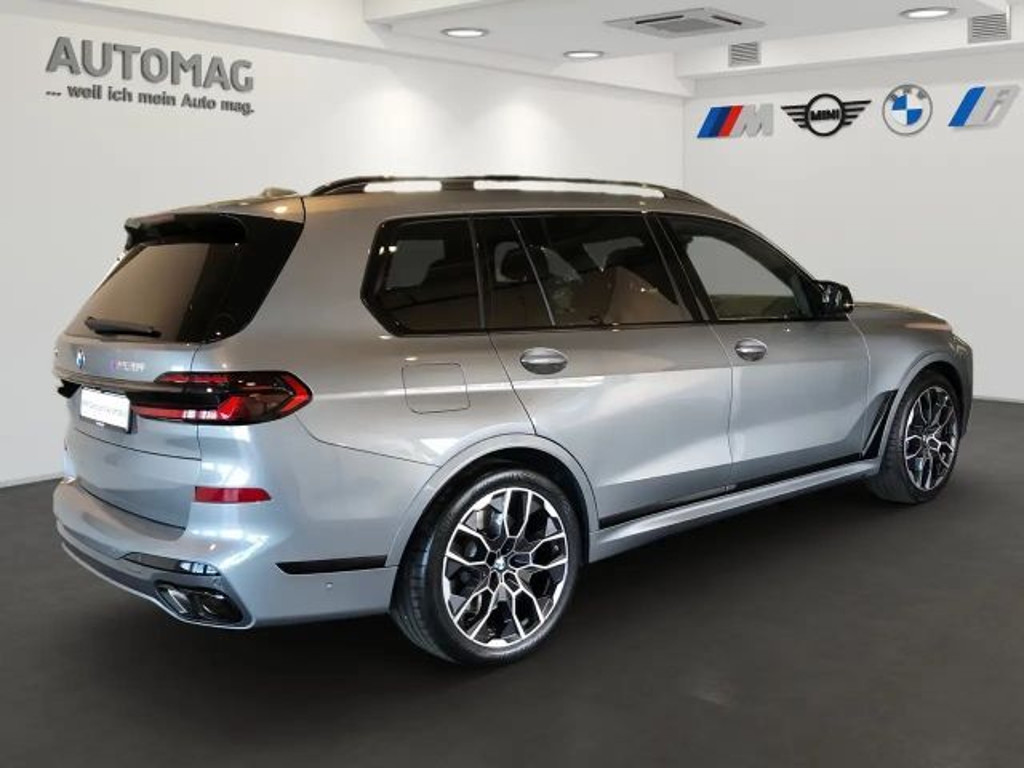 BMW X7 M