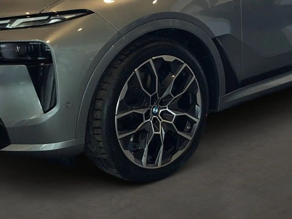 BMW X7 M