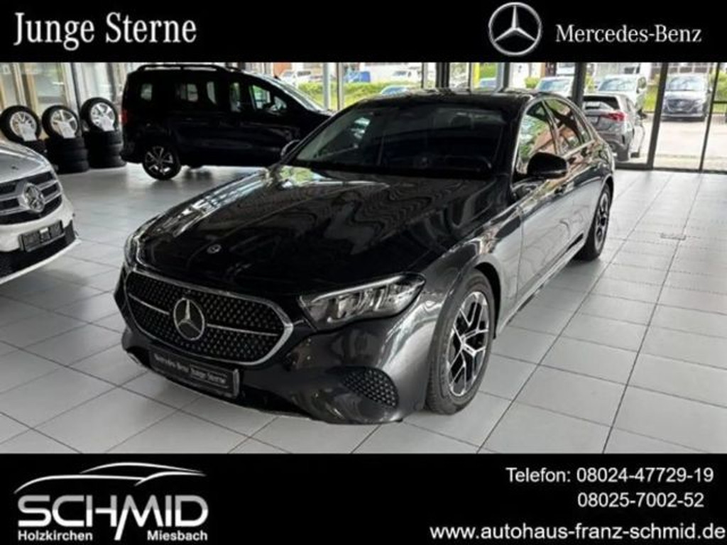 Mercedes-Benz E-Klasse E 220 AVANTGARDE E 220 d Sedan