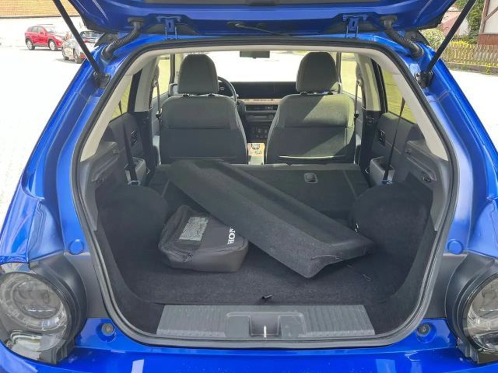 Honda e