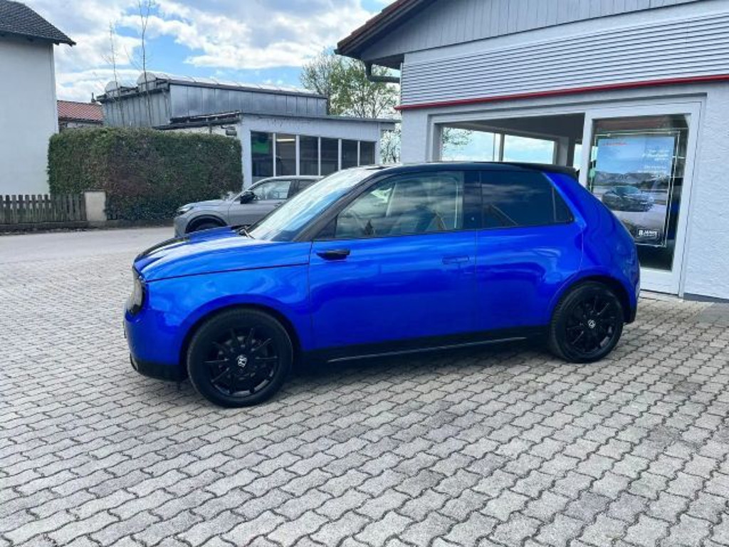 Honda e