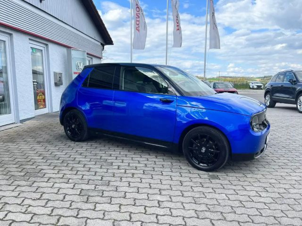 Honda e