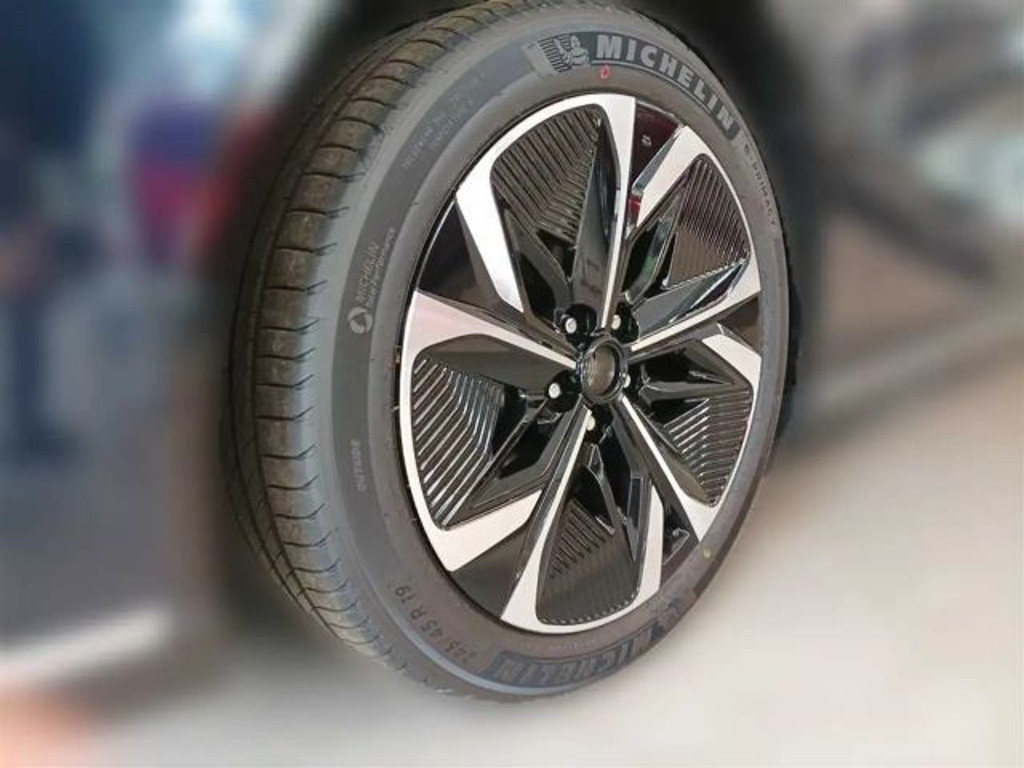 Mazda 6e