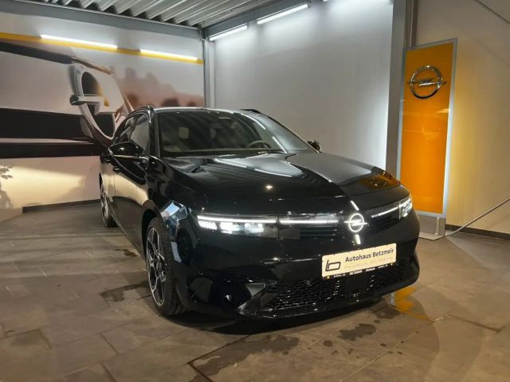 Opel Astra Sports Tourer Ultimate
