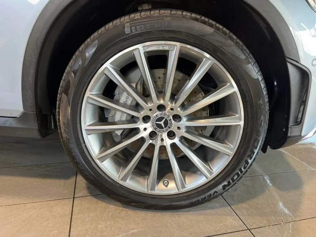 Mercedes-Benz GLC-Klasse GLC 400 4MATIC AMG Line GLC 400 d