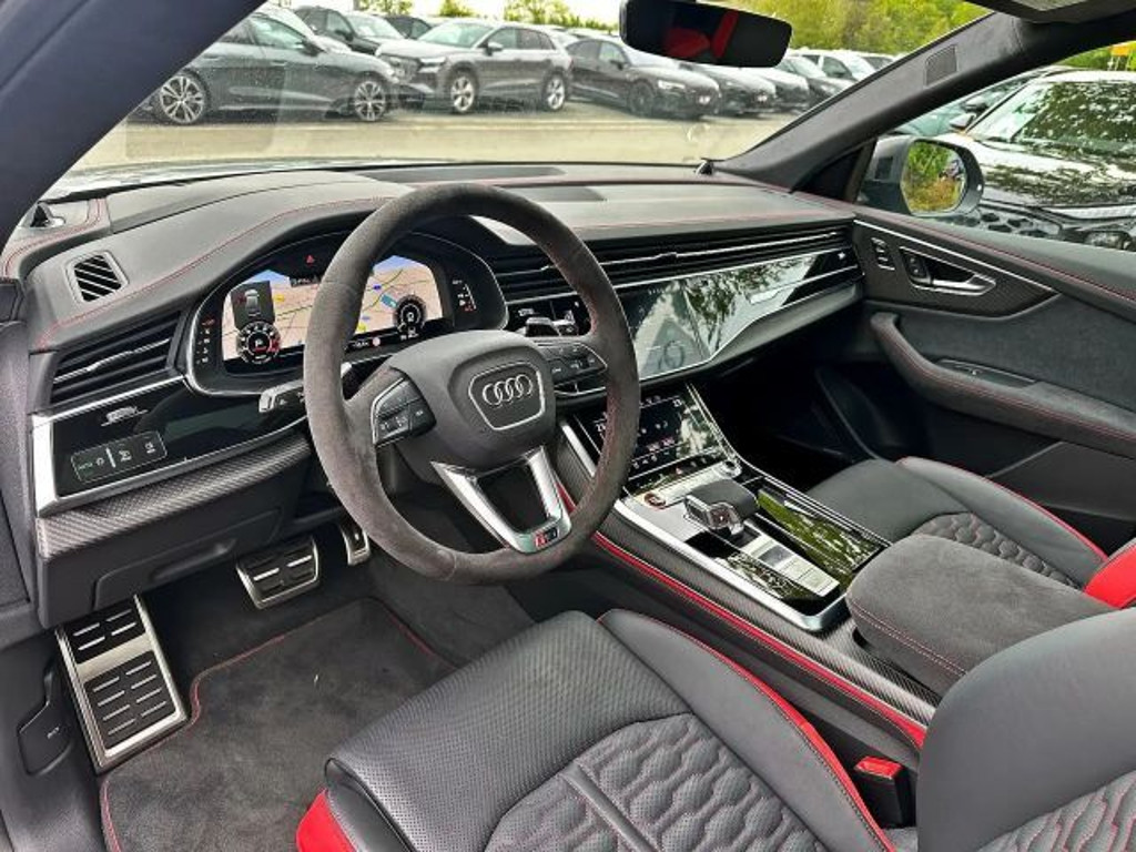 Audi RS Q8
