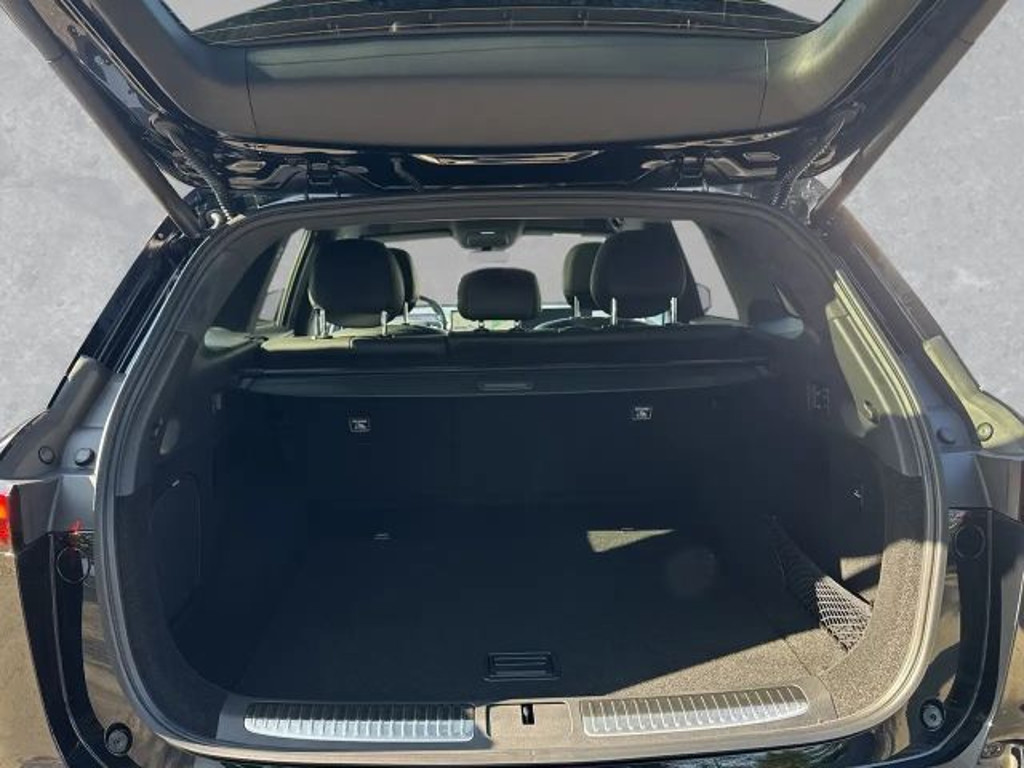 Xpeng G9