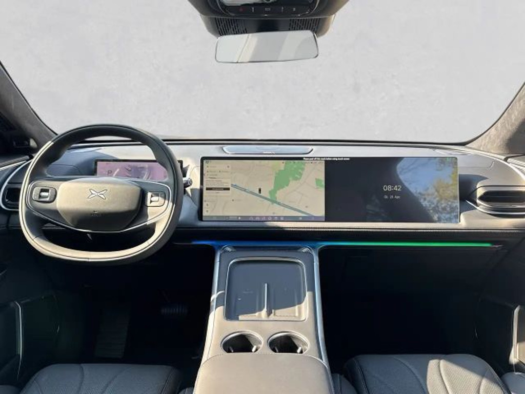 Xpeng G9