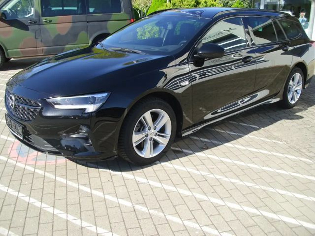Opel Insignia Ultimate business+