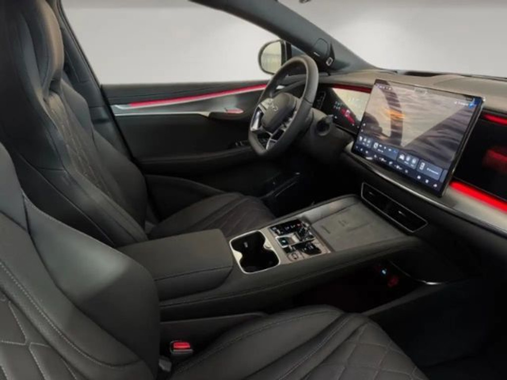 BYD Sealion 7