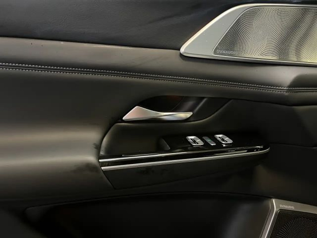 Xpeng G9