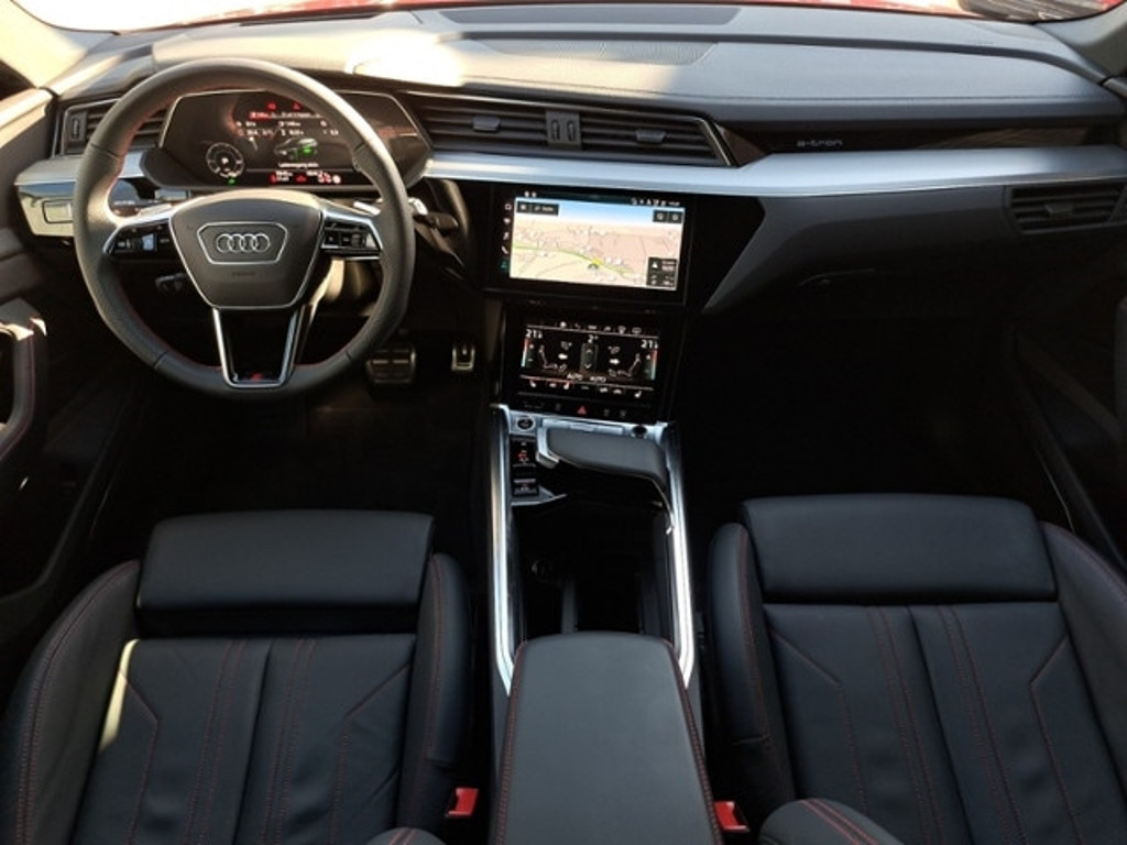 Audi Q8 e-tron