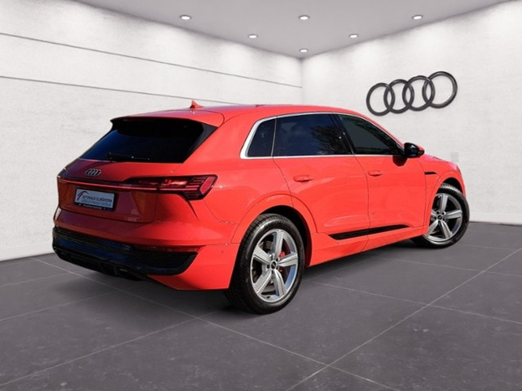 Audi Q8 e-tron