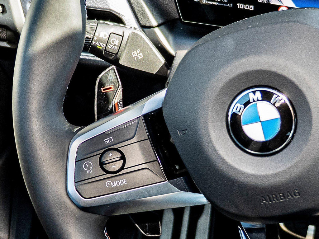 BMW M235