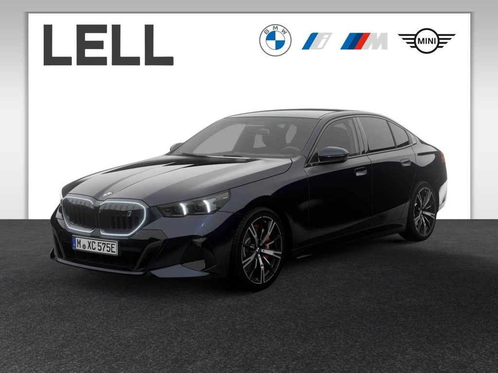 BMW i5 Sedan