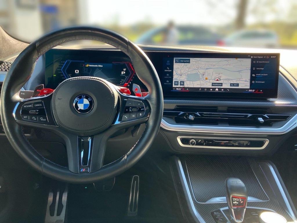 BMW XM