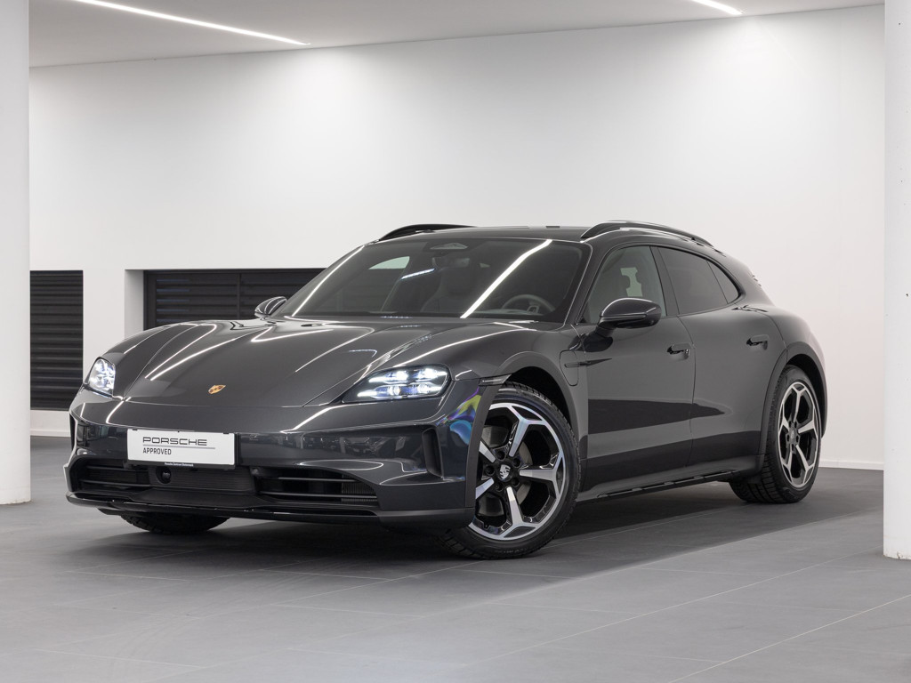 Porsche Taycan Cross Turismo 4