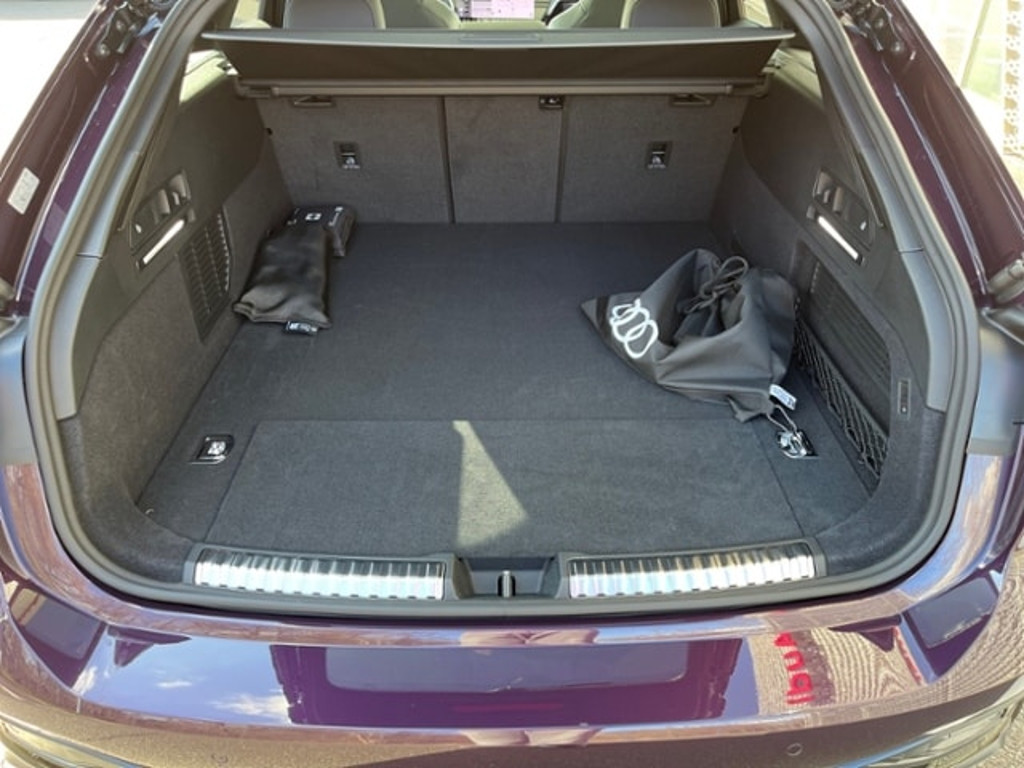 Audi A6 e-tron