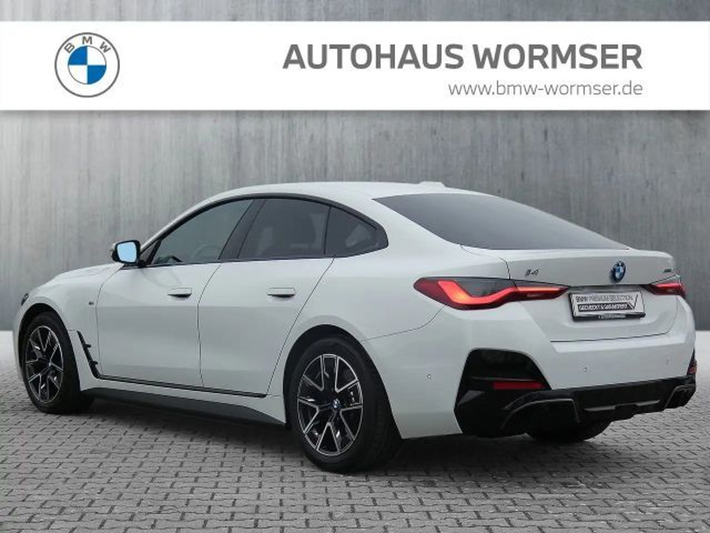 BMW i4