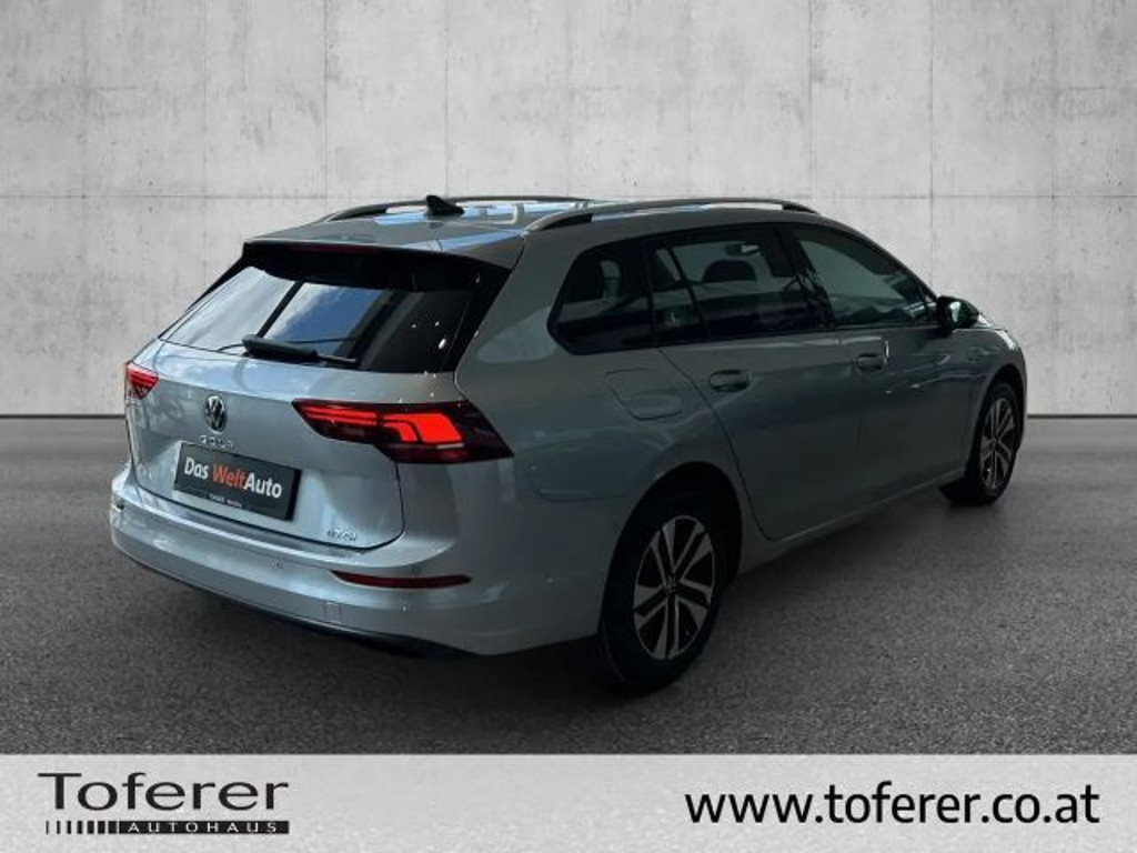 Volkswagen Golf Business DSG Variant